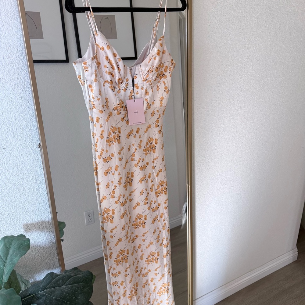 Hello Molly Floral Dress size M